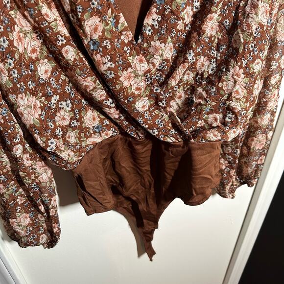 Sage the Label Brown Floral Balloon Sleeve Surplice Bodysuit Size Small - Picture 5 of 10